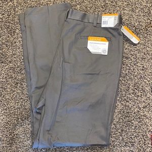 NWT Mens 42x36 grey chino pants